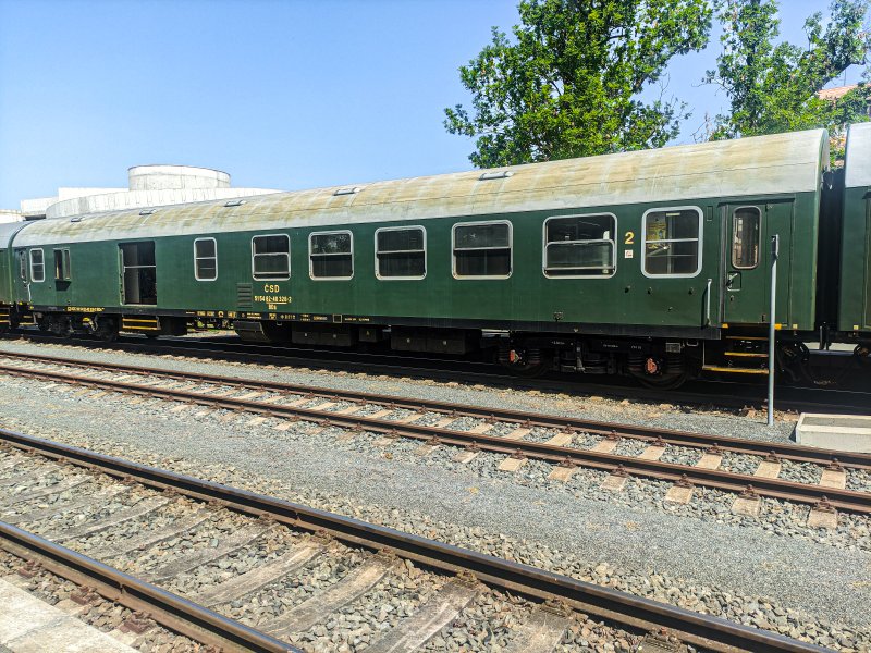 82-40 328-2