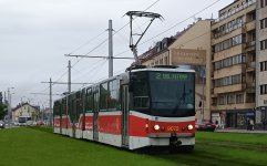 9072
