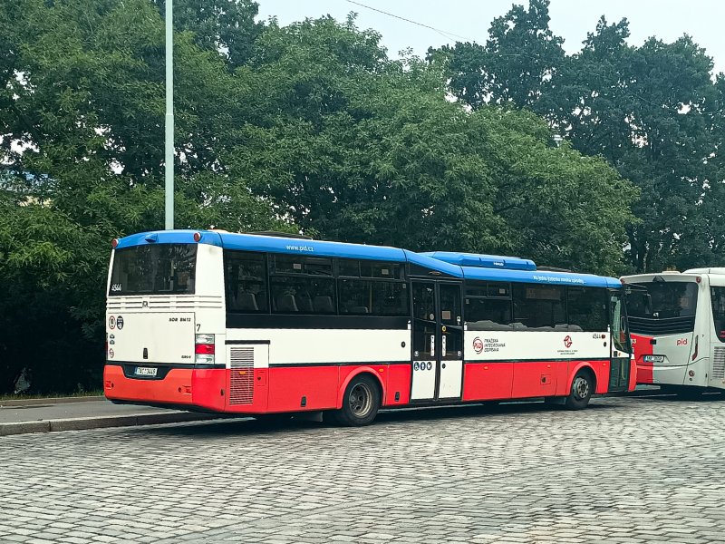 4544