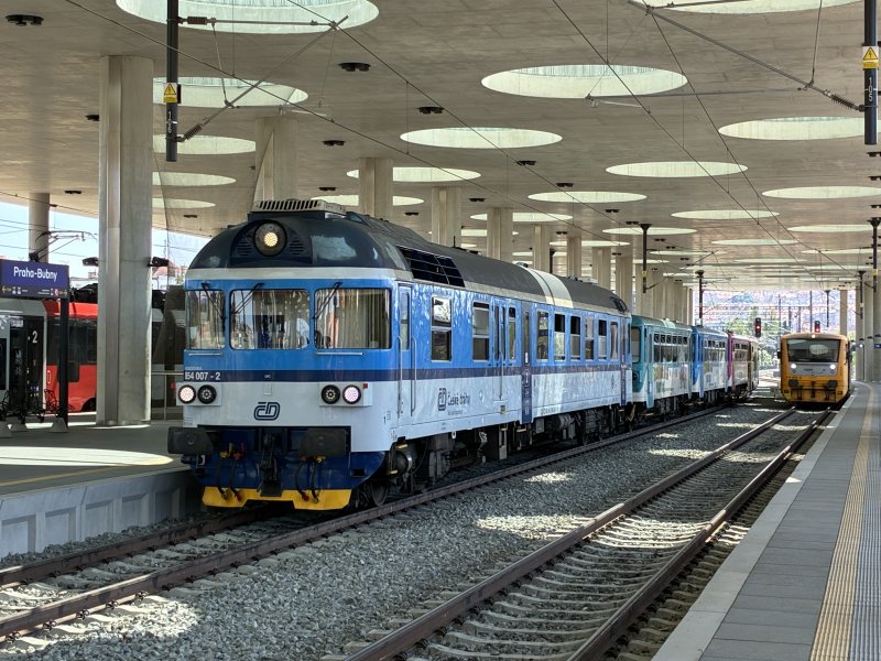854 007-2