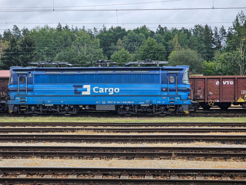 230 063-0