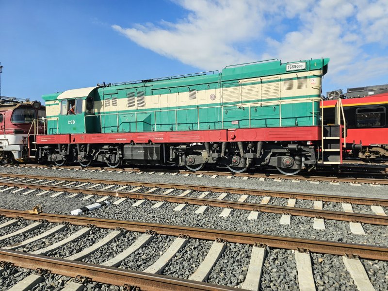 770 001-6