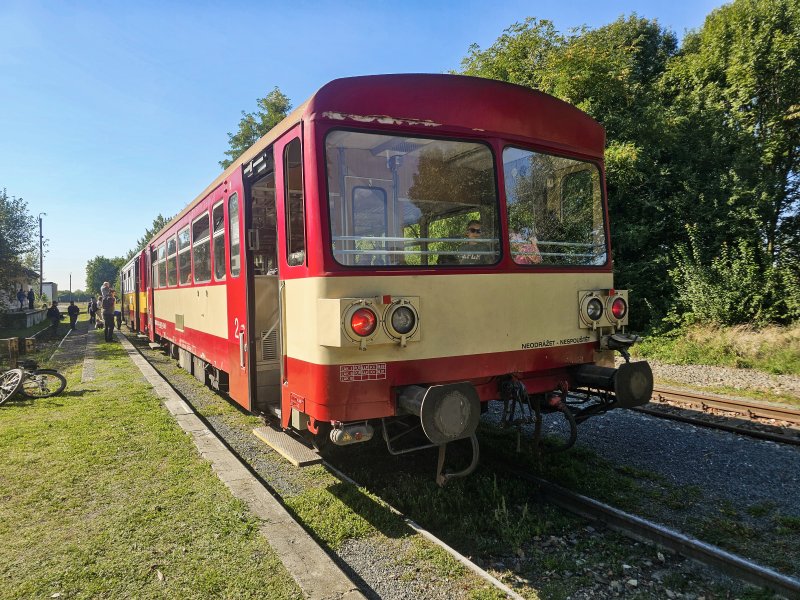 24-29 180-3