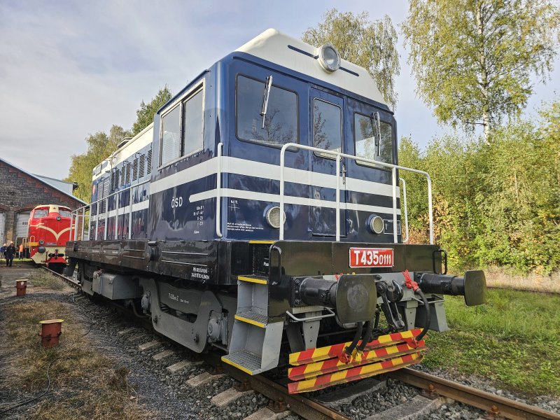 720 111-4